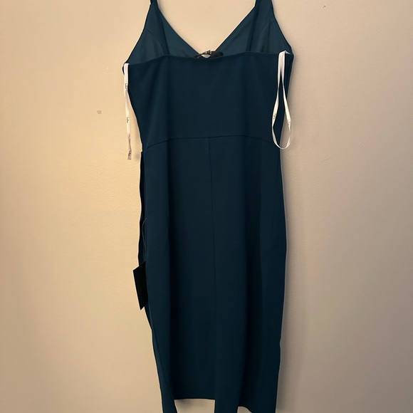 NWT. Lulus Bodycon Dress. Size XS. - Picture 6 of 7